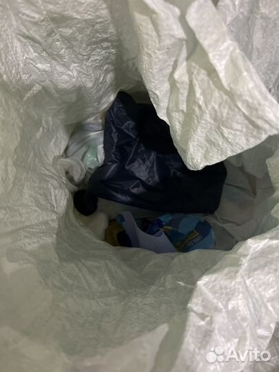 Пакет большой с вещами