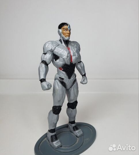 Фигурка киборг