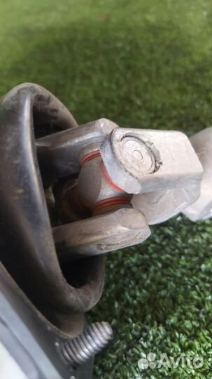 Карданчик рулевой Audi Q7 BAR 2006