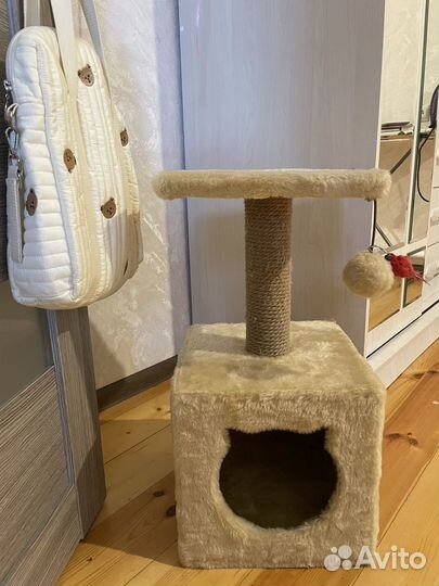 Домик для кошки с когтеточкой