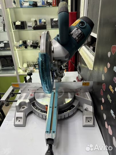 Торцовочная пила Makita LS1018L