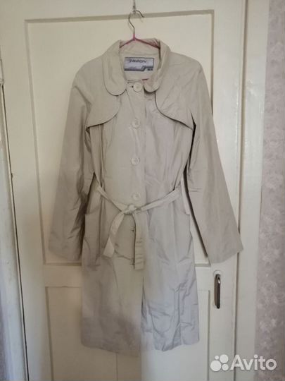 Плащ женский