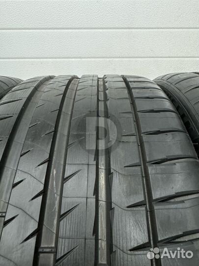 Michelin Pilot Sport 4 S 245/40 R20 и 275/35 R20 99Y