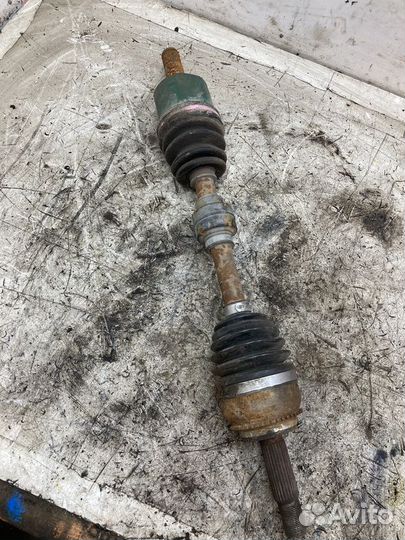 Привод передний левый Mitsubishi Lancer