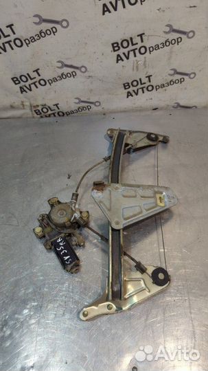 Стеклоподьемник задний правый Toyota Vista SV35