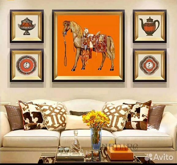 Картина и подушка Hermes с конем оранжевые новые