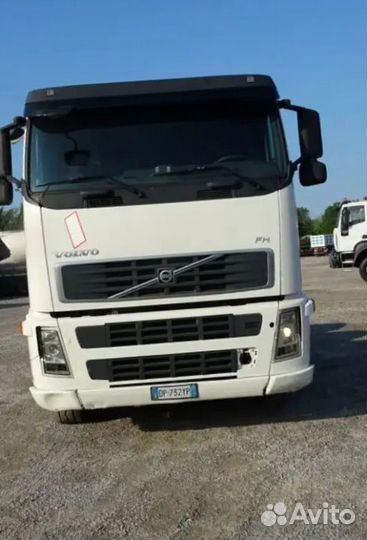 Pазбираем грузовик Volvo FH 2005-2008