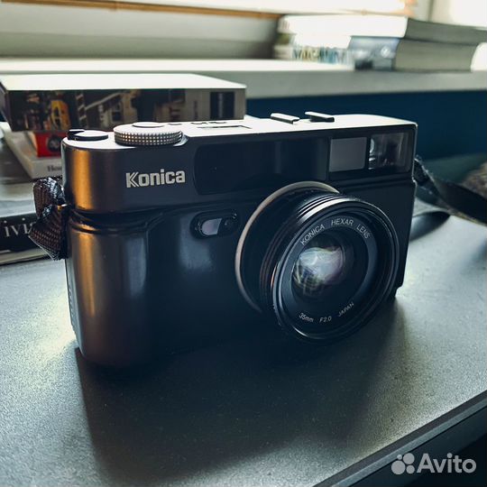 Плёночный фотоаппарат Konica Hexar AF