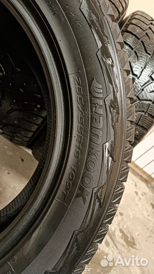Hankook Winter I'Pike X SUV 255/55 R18