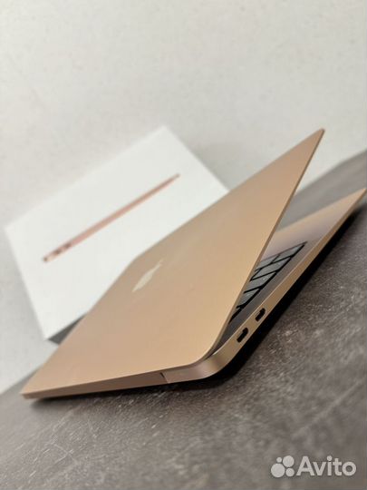 Apple MacBook Air 13 M1 2020 8/512GB SSD