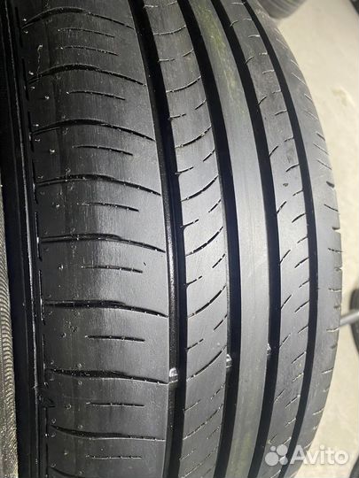 Dunlop Enasave EC300+ 215/60 R17
