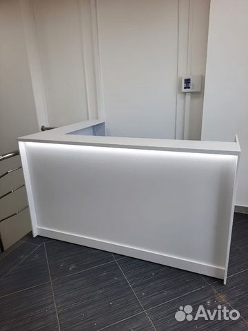 Стойка ресепшн