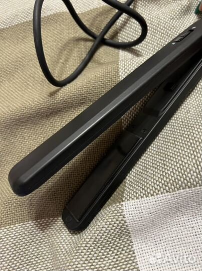 Выпрямитель для волос Rowenta