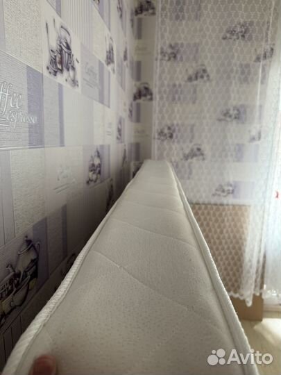 Матрас 140х200 бу