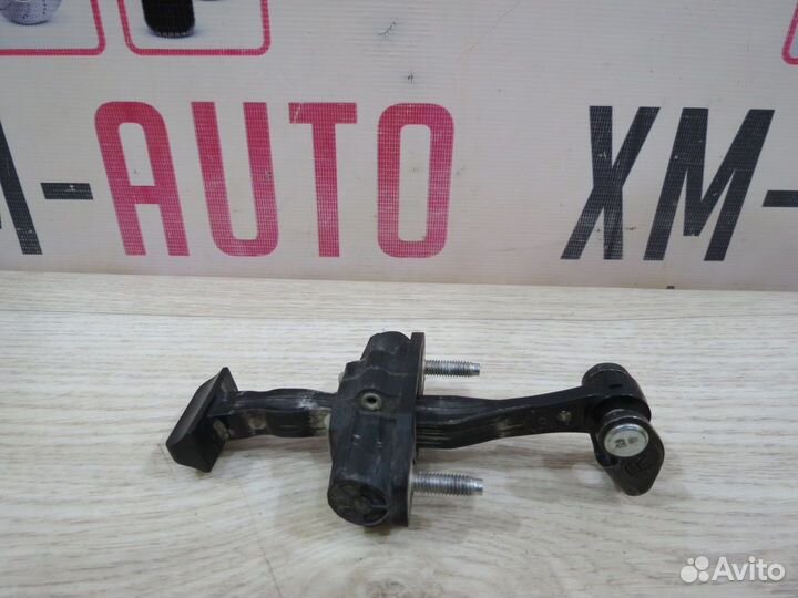 Ограничитель двери задний левый Ford Focus 3