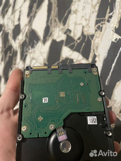 Жёсткий Диск Seagete 1Tb, Windows 10 Pro