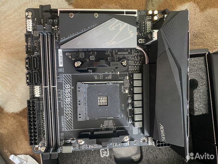 Материнская плата Gigabyte b550i aorus pro ax