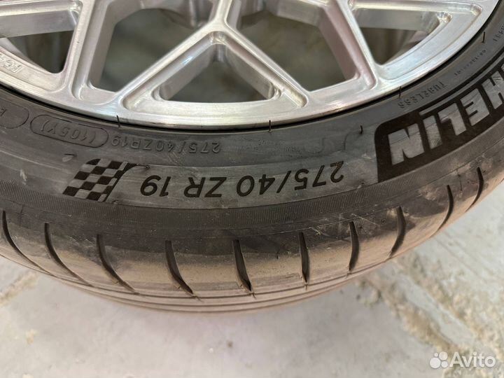 Кованые диски с шинами Michelin Pilot Sport 4 19x9