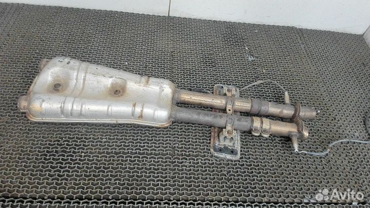 Глушитель BMW 7 E38, 1996