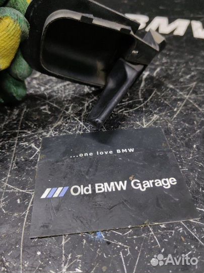 Ручка двери внутренняя задняя правая Bmw 318 E36