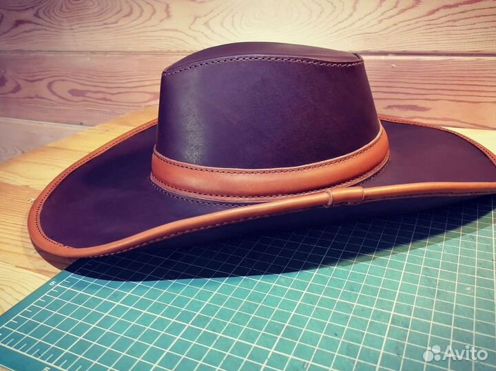Ковбойская шляпа из натуральной кожи