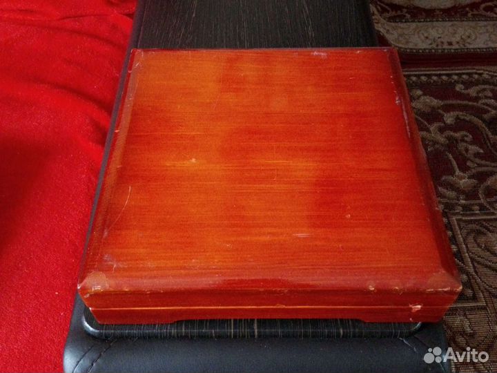 Шкатулки из дерева