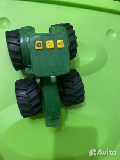 Трактор john deere