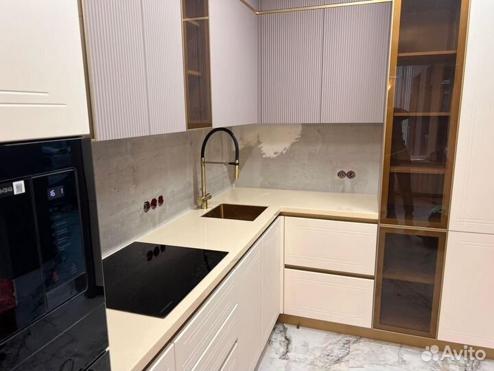 Кухни под заказ w-8656