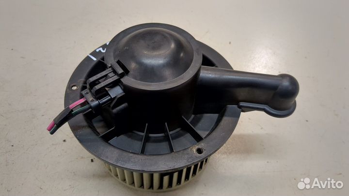 Двигатель отопителя Ford Explorer