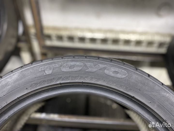 Toyo Proxes CF2 225/45 R17 94V