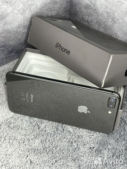 iPhone 8 Plus, 64 ГБ