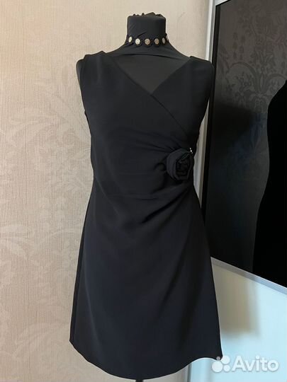 Платье Rinascimento Италия M 44