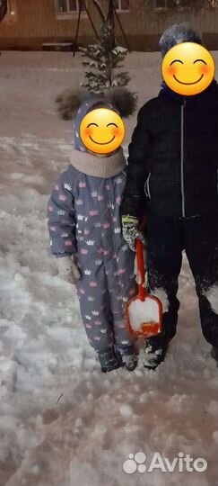 Зимний комбинезон для девочки