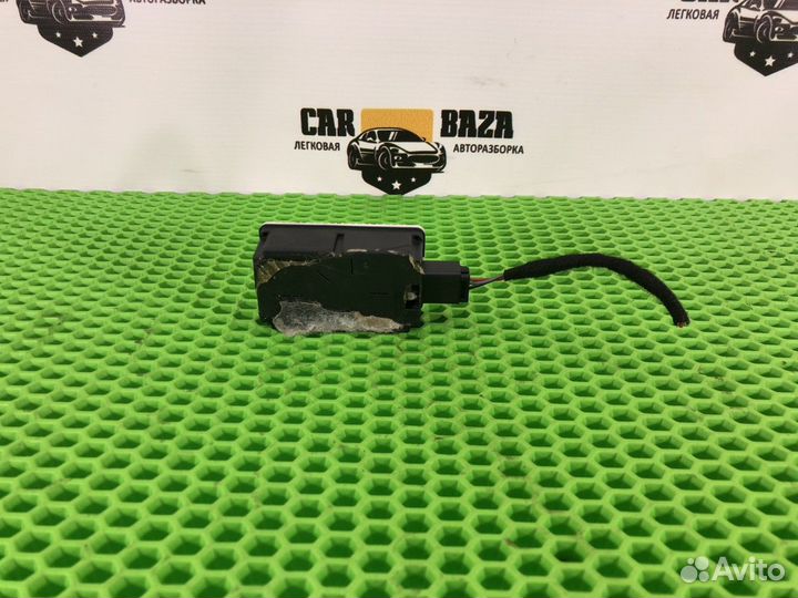 Модуль бесключевого доступа Volvo XC60