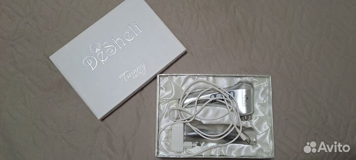 Аппарат «Twinrey» для ухода за лицом от Desheli