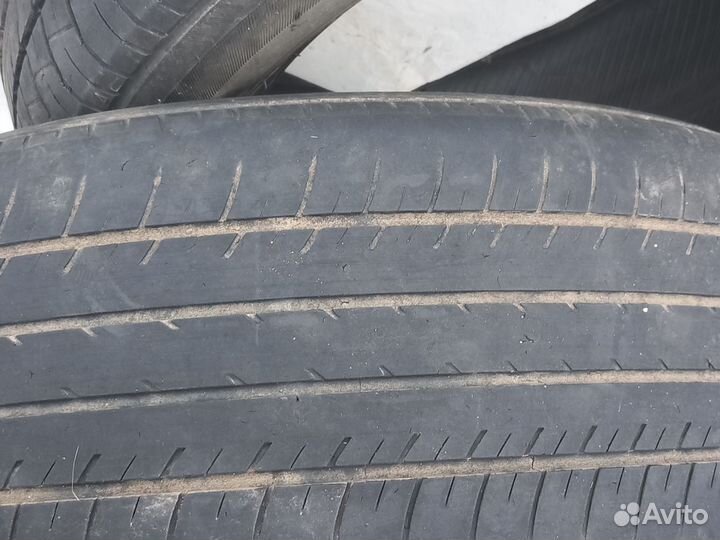 Yokohama dB Decibel E70 215/55 R17