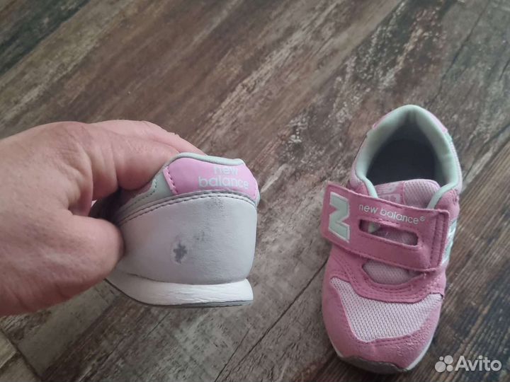 Кроссовки new balance для девочки