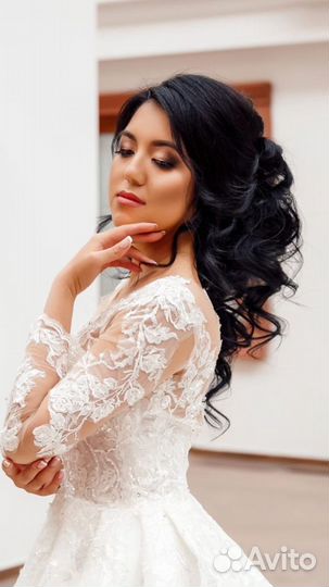 Локоны, прически