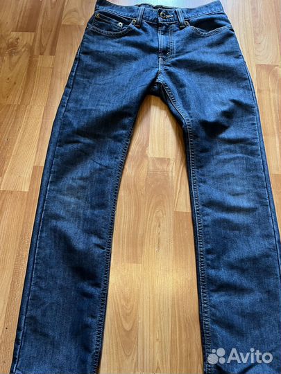 Джинсы levis