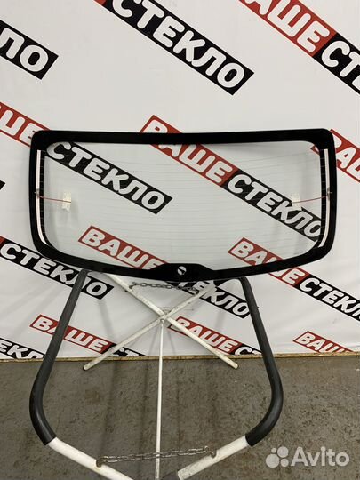 Заднее стекло на Lexus ES 300 350 Замена