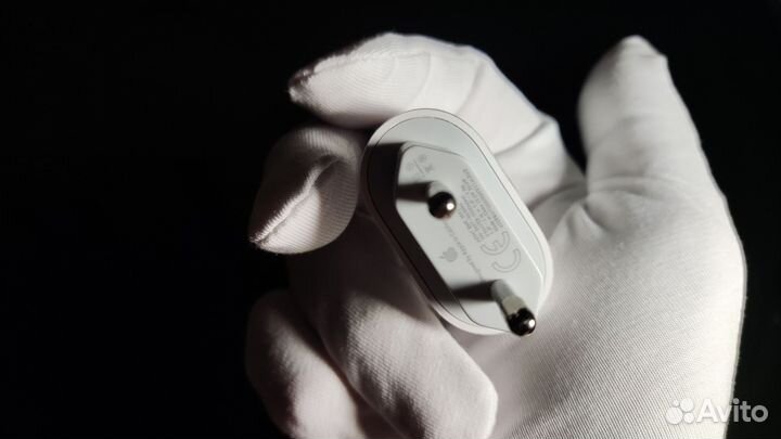 Зарядка на iPhone