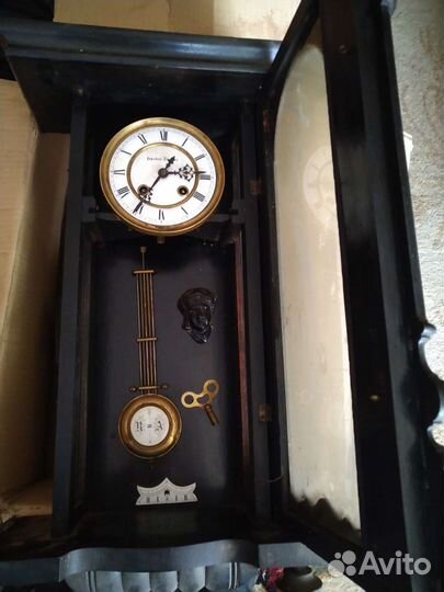 Антикварные настенные часы Густав Беккер 18 век