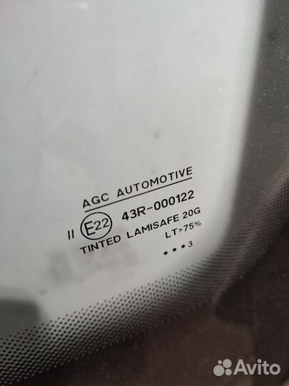 Лобовое стекло на renault duster