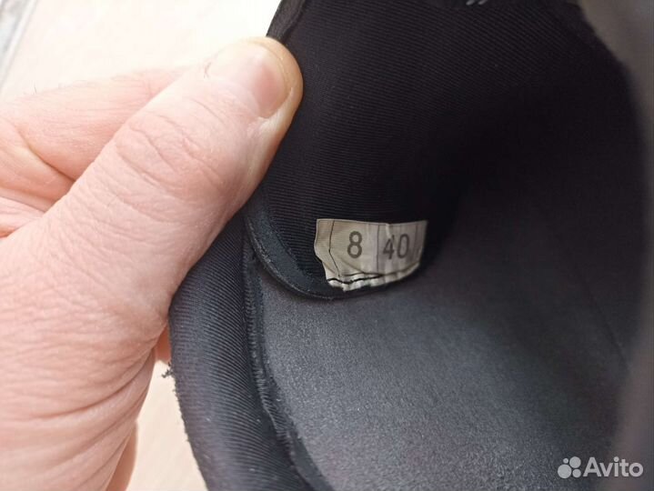 Конькобежные коньки Wavekon