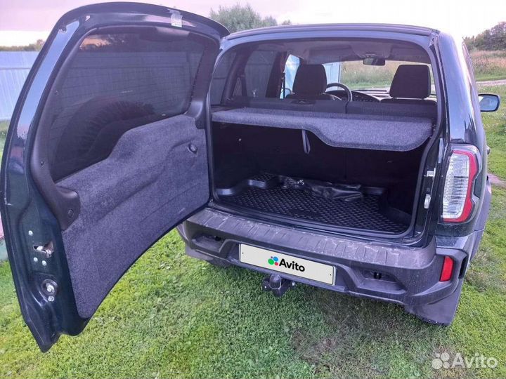 ВАЗ Niva Travel 1.7 МТ, 2022, 3 100 км