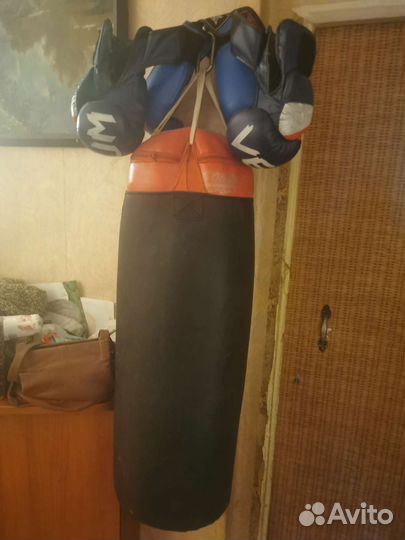 Боксерские перчатки+груша