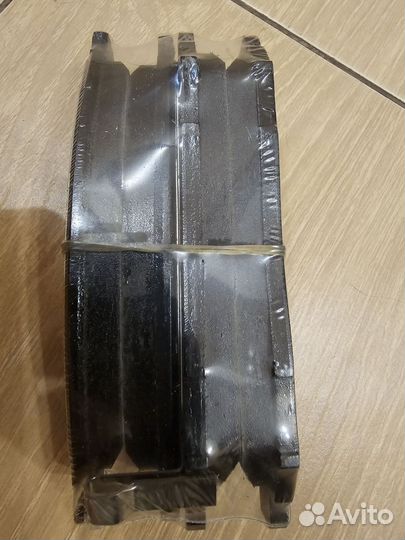 Тормозные колодки Kashiyama новые передние