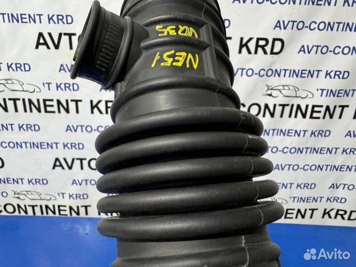 Гофра воздушного фильтра Nissan Elgrand NE51 VQ35