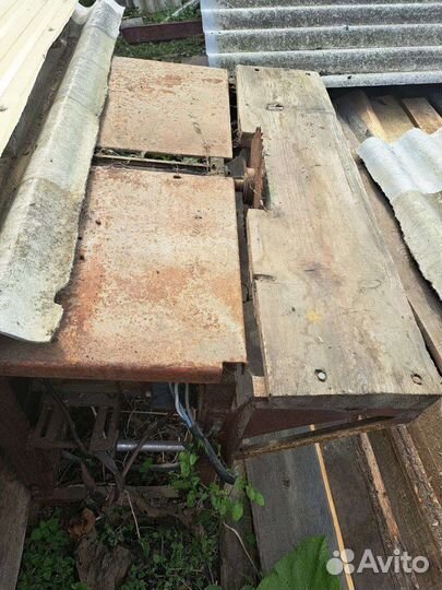 Циркулярный станок с фуганком