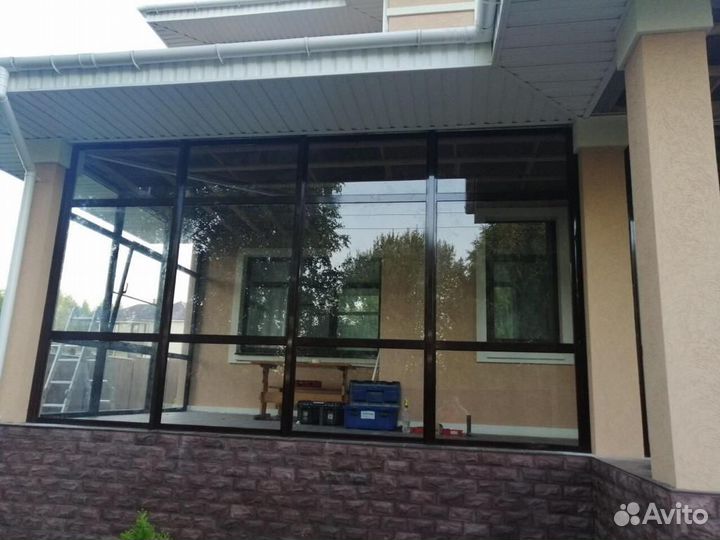 Остекление веранды крыльца беседки тамбура бани